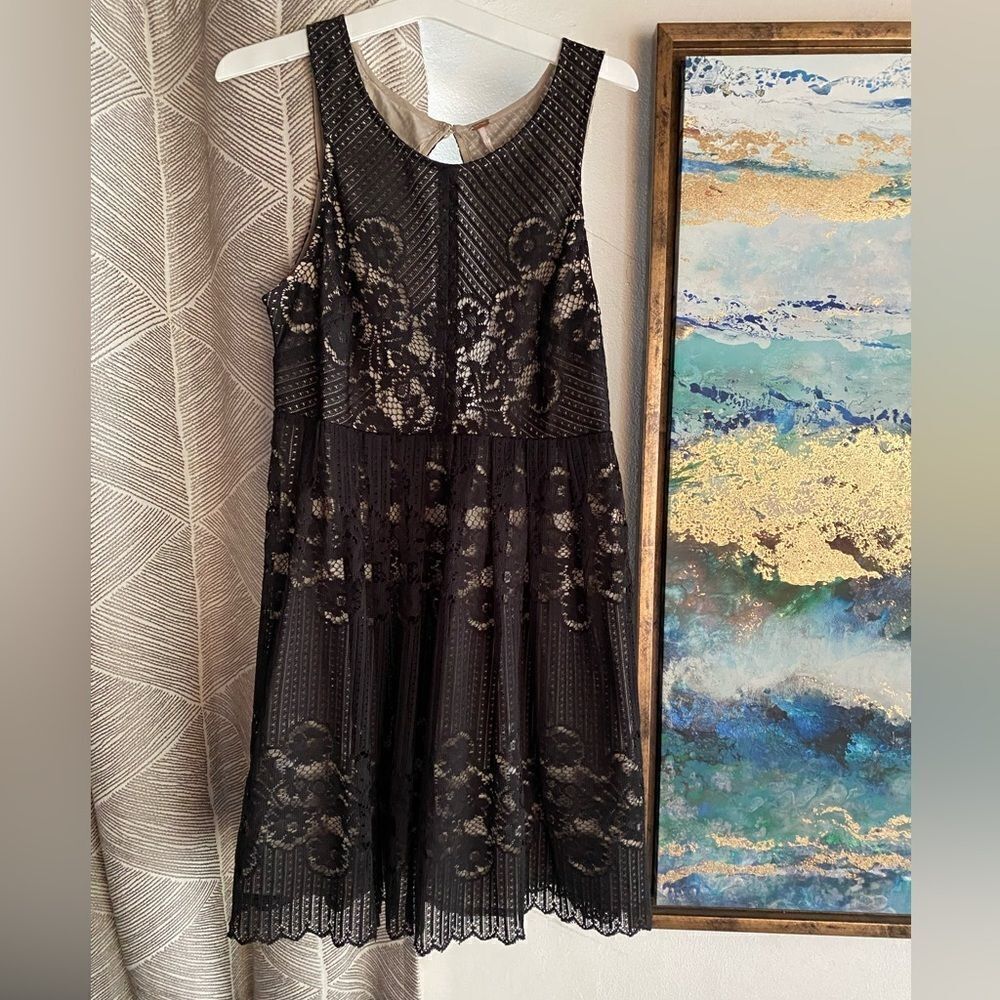 Free People Mini Dress Black Size 4 Lace Sleeveless Lined